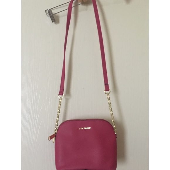 Steve Madden Handbags - Steve Madden Crossbody Bag